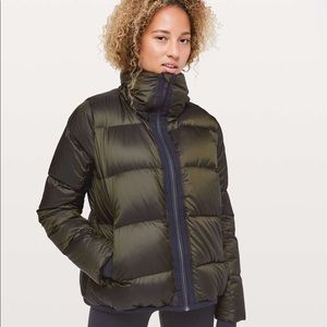 Lululemon Cloudscape puffer jacket in green